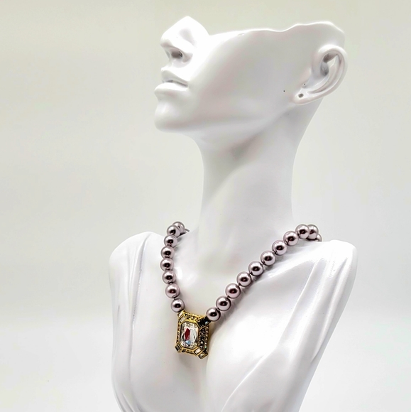 Heidi Daus Choice of either Light Pink or Lavender Pearl Emerald Cut Necklace - Picture 8 of 9